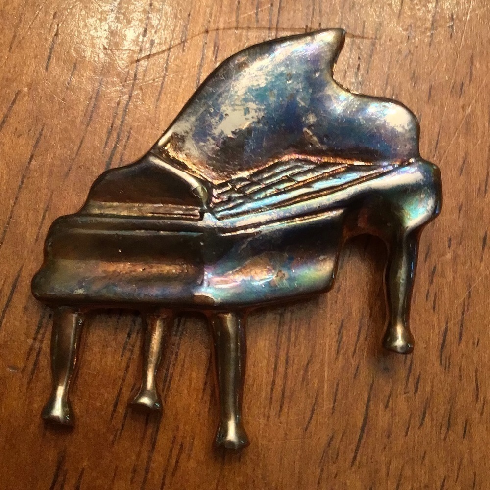 Piano Brooch